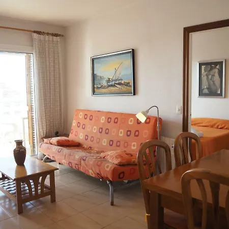 Apartamento With Views Of And Sea Views. Simple And Cozy. Calella